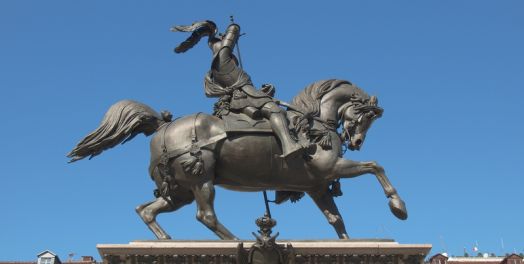 El poder y el liderazgo en Lucas